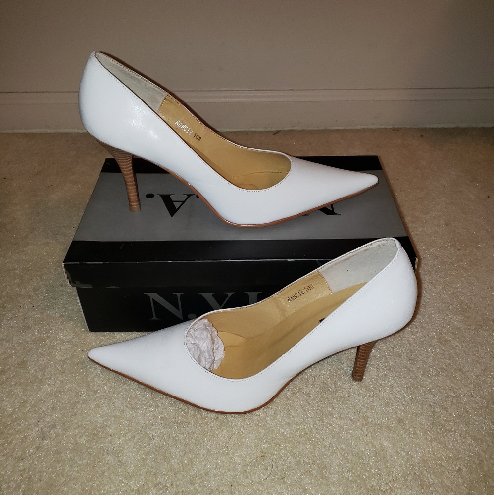Shoes - Picture 6 of 6